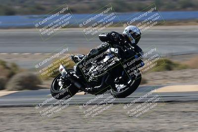 media/Nov-16-2025-Race Pace (Sun) [[8c5fa54630]]/Verified Riders/3-Turn 14 (1045am)/